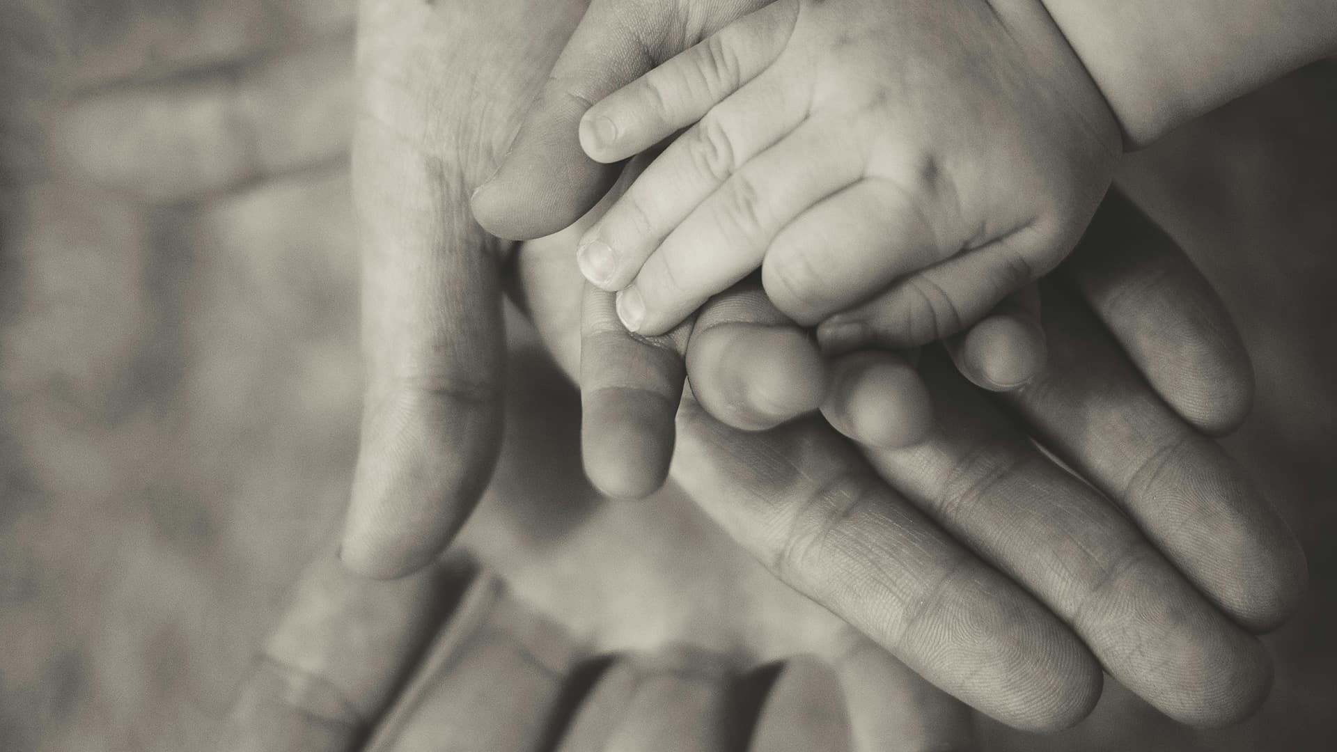 ricardo-moura-TAFDYGZiOlc-unsplash-financial-support-for-birth-mothers As a birth mother, how do I put my newborn up for adoption
